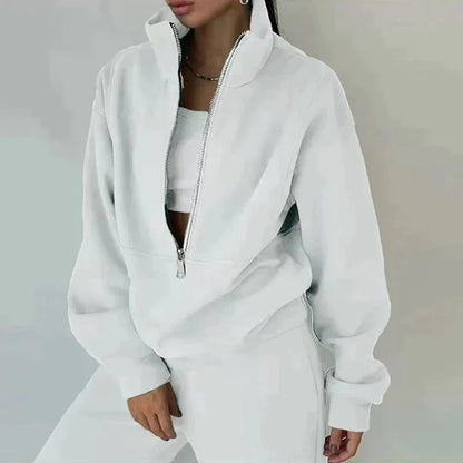 Comfortable Women's Tracksuit for Fitness and Everyday Wear