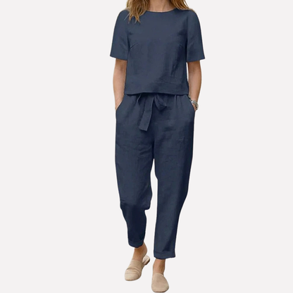 Matched Ladies Clothing Set - Vossary