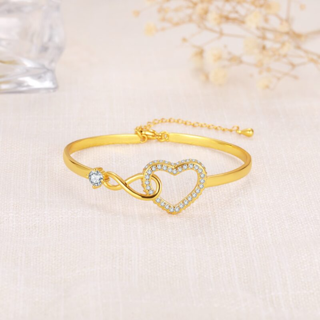 Elegant Endless Love Charm Bracelet - Vossary