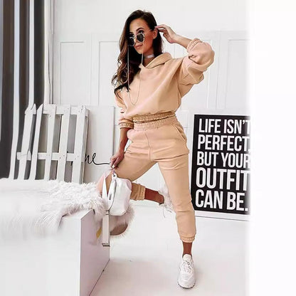 Ladies Comfortable Athletic Tracksuit Set