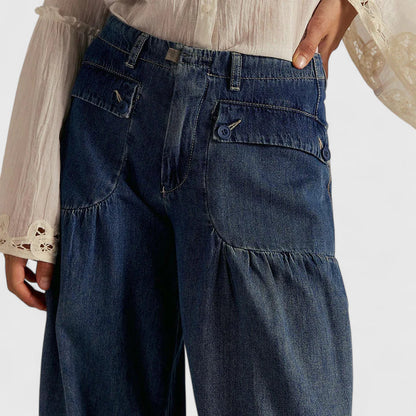 Chic Women's Tailored Pants