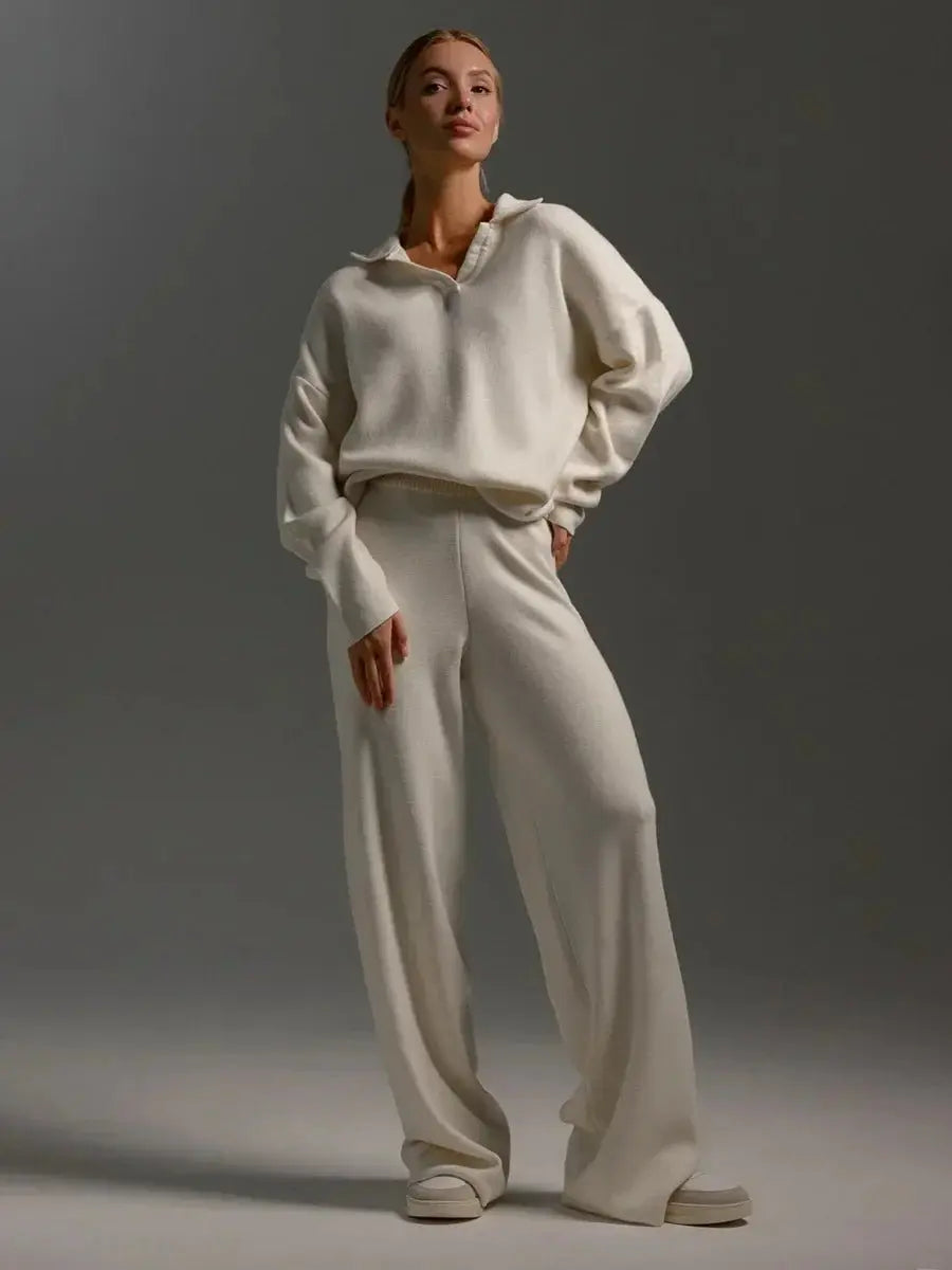 Comfortable Women's Lounge Set for Relaxation - Vossary