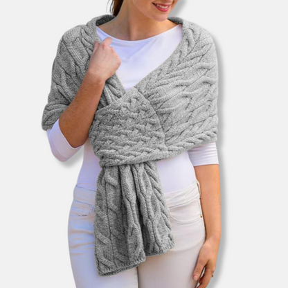 Cozy Women's Wool Cable Knit Scarf