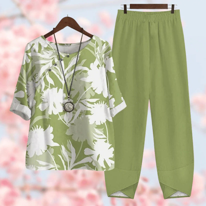 Classic Floral Women's Suit Set