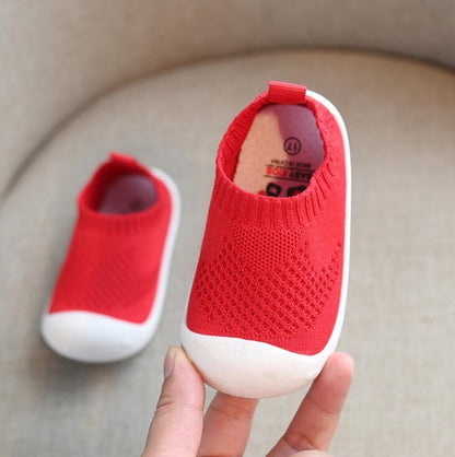 Soft Sole Baby Sneakers, Flexible Grip for Little Feet