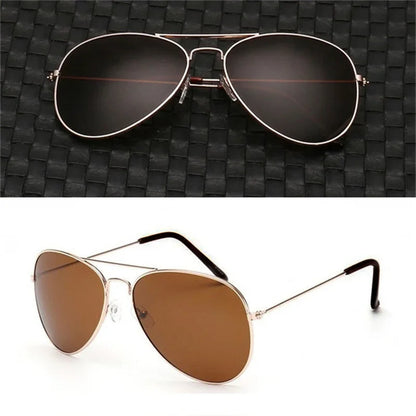 Trendy Pilot Sunglasses for Women - Silver Mirror Shades