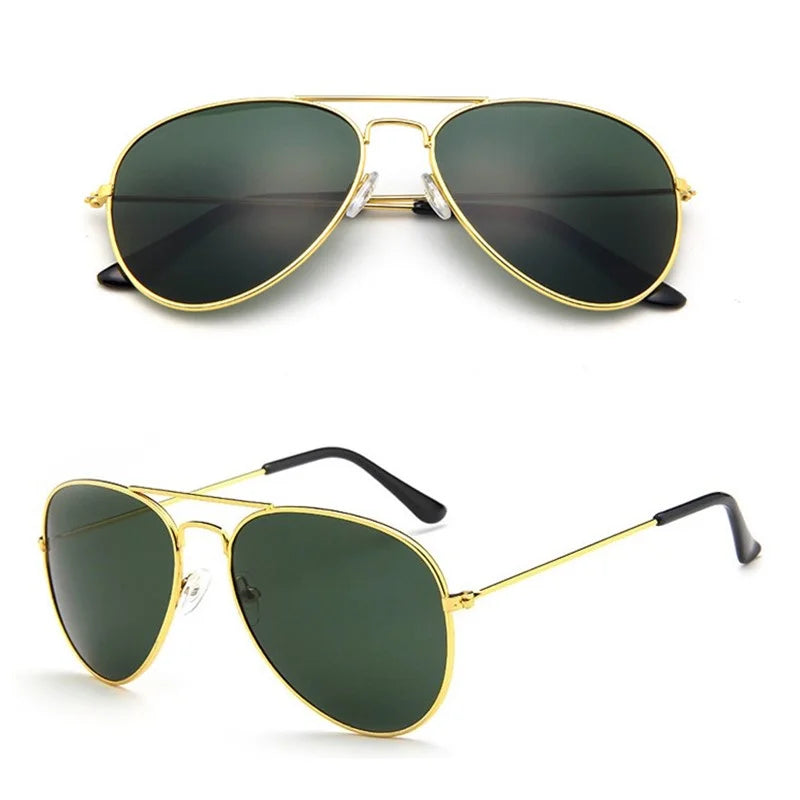 Trendy Pilot Sunglasses for Women - Silver Mirror Shades