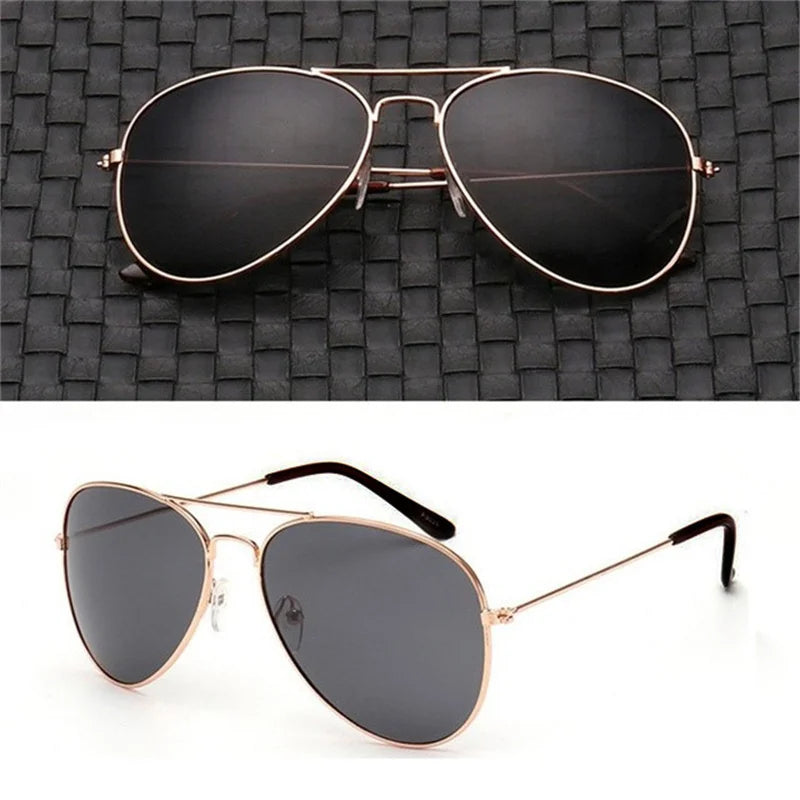 Trendy Pilot Sunglasses for Women - Silver Mirror Shades