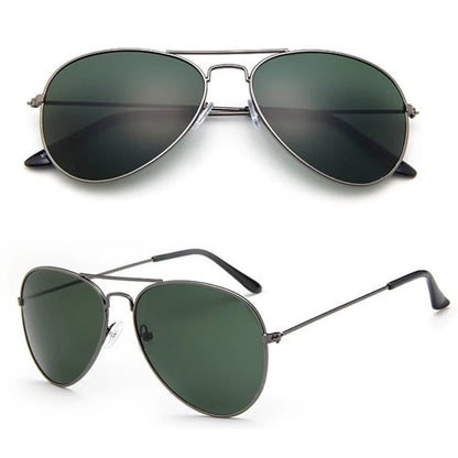 Trendy Pilot Sunglasses for Women - Silver Mirror Shades