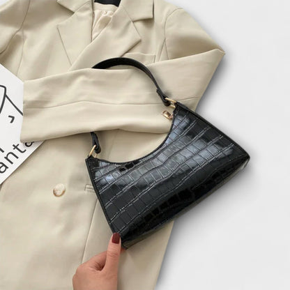 Sleek Faux Leather Shoulder Bag for Everyday Use