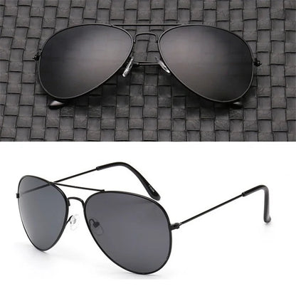 Trendy Pilot Sunglasses for Women - Silver Mirror Shades