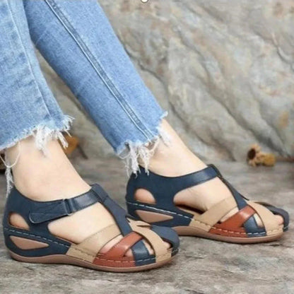 Classic Buckle Leather Sandals