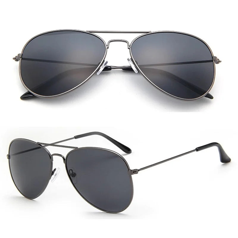 Trendy Pilot Sunglasses for Women - Silver Mirror Shades