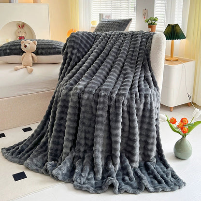 Soft Quilted Throw Blanket With Thick Plush Design