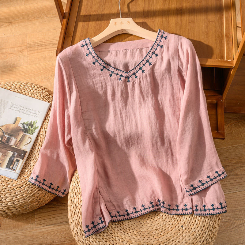 Women's Floral V-Neck Shirt