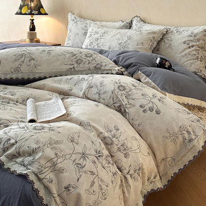 Elegant Rose Patterned Bed Sheet Set