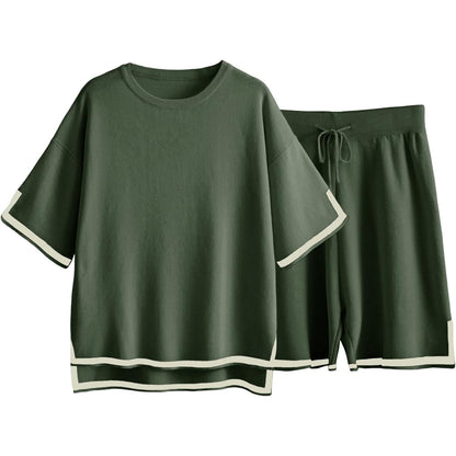 Cozy Women's Sweater Set with Soft Ribbed Trim