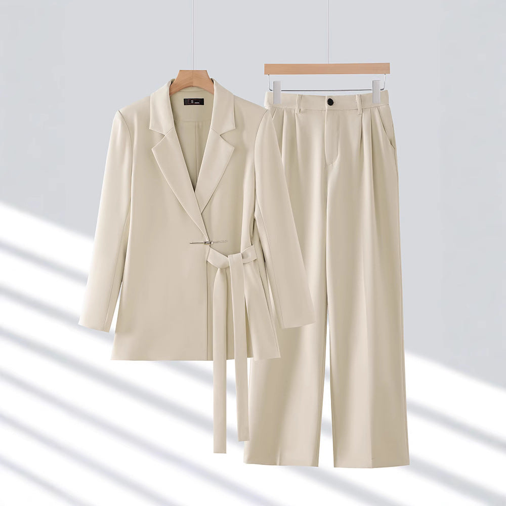 Classic Fit Women's Blazer Suit Set