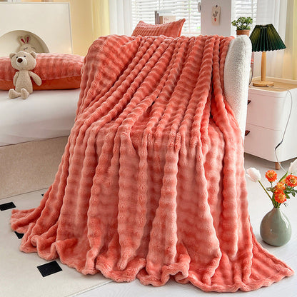 Soft Quilted Throw Blanket With Thick Plush Design