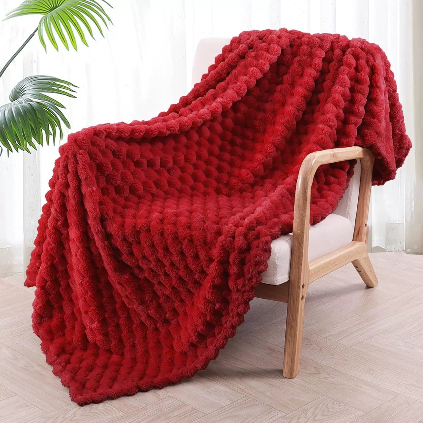 Soft Plush Fleece Blanket With Fun Bubble Pattern