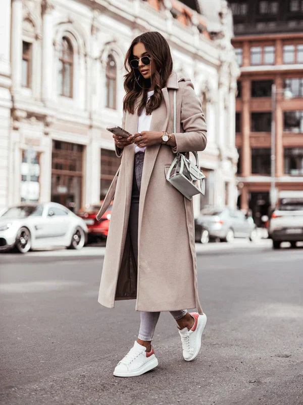 Luxurious Fitted Women's Wool Coat - EasyApparels
