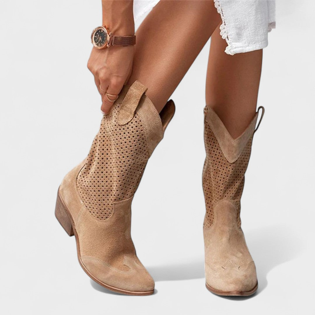 Maia | Stylish Cozy Ankle Boots - Vossary