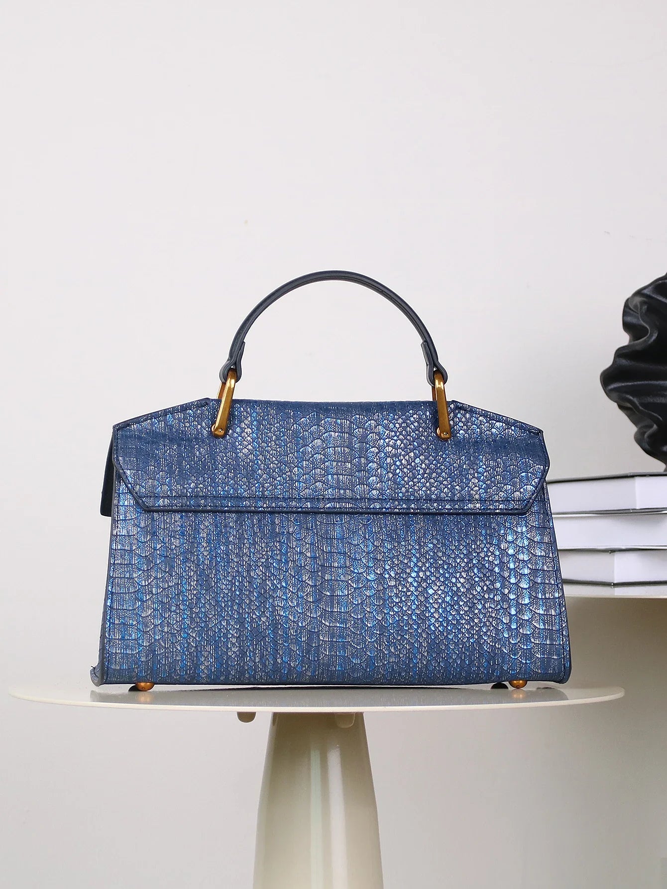 Textured Snake Pattern Tote Bag