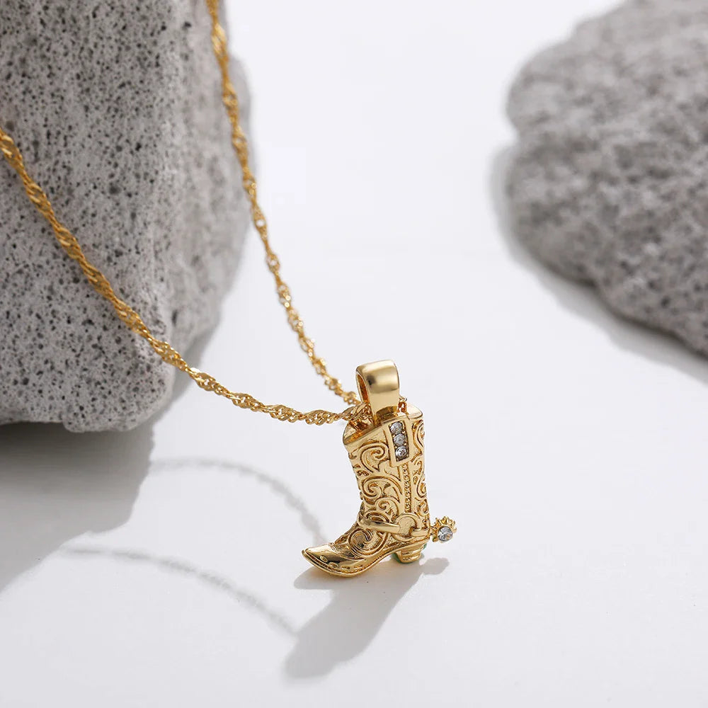 Rustic Western Style Pendant Necklace