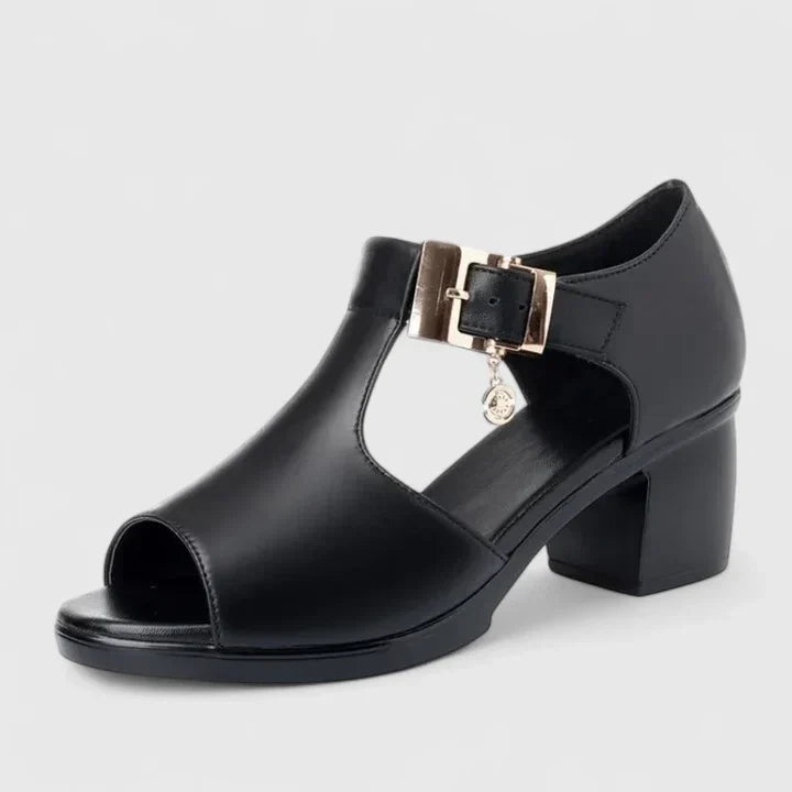 Lyzanne | Chic Summer Sandals