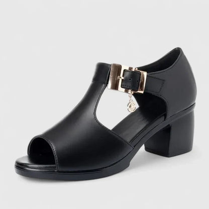 Lyzanne | Chic Summer Sandals