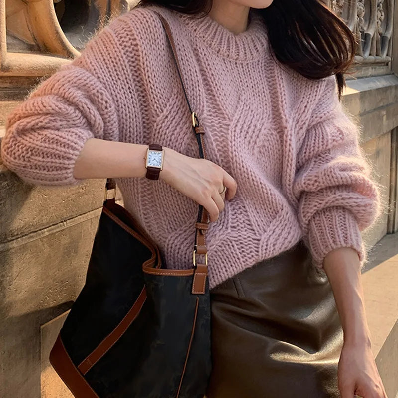 Cozy Women's Wool Cable Knit Sweater