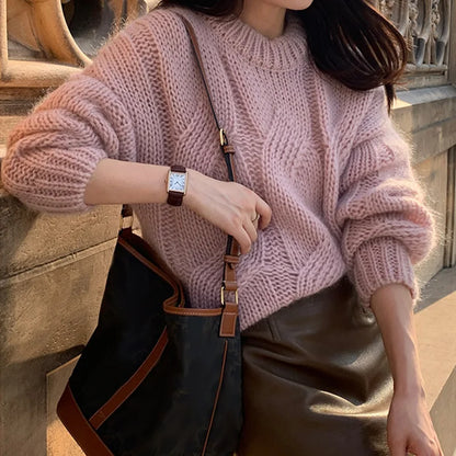 Cozy Women's Wool Cable Knit Sweater
