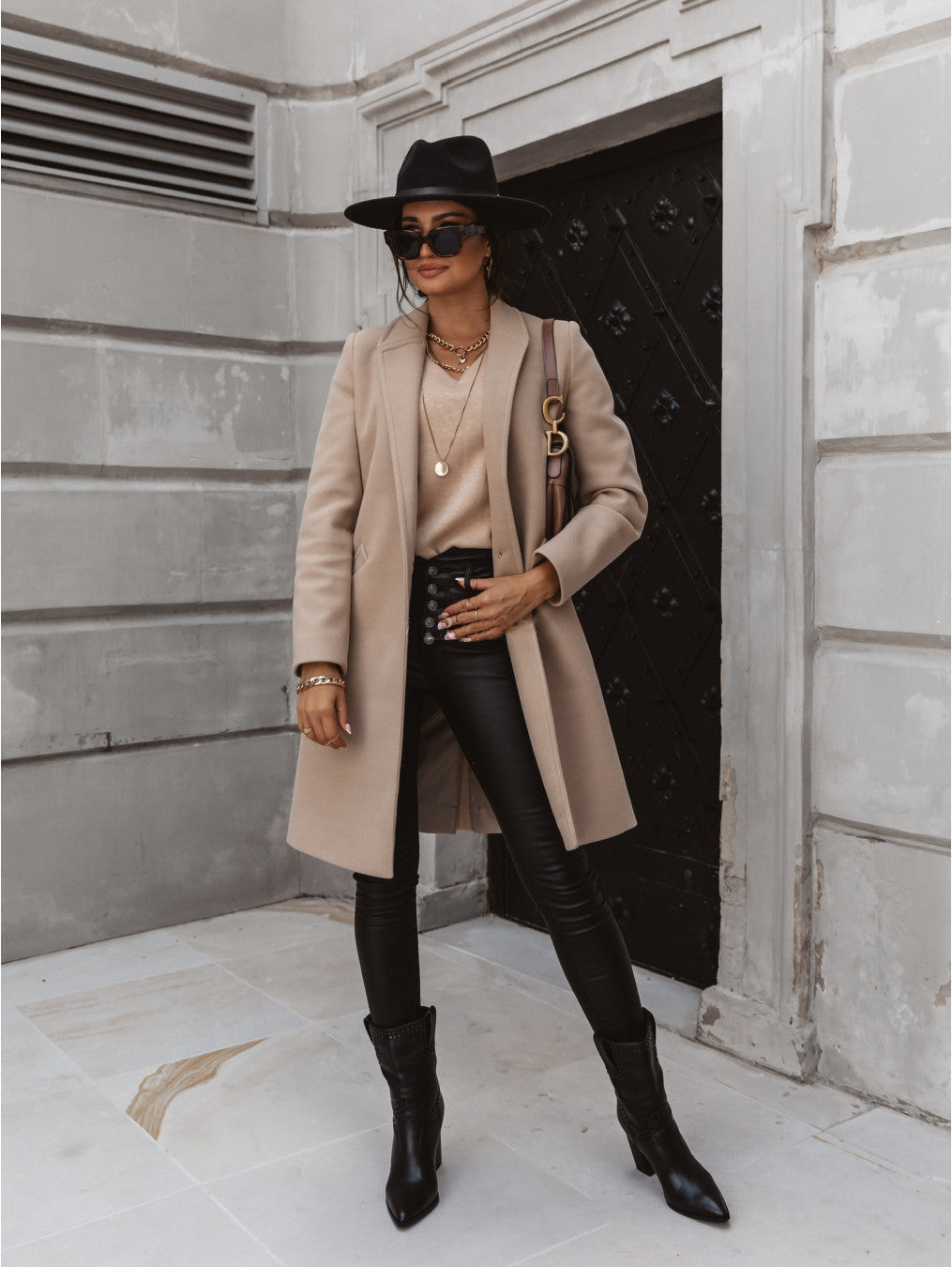 Fashionable Women's Double Breasted Winter Coat - EasyApparels