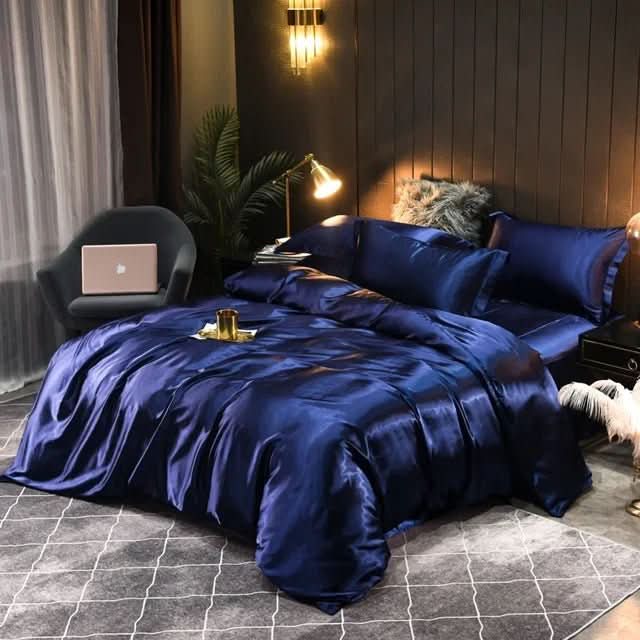 Luxurious Silk Bedding Set With Glossy Finish