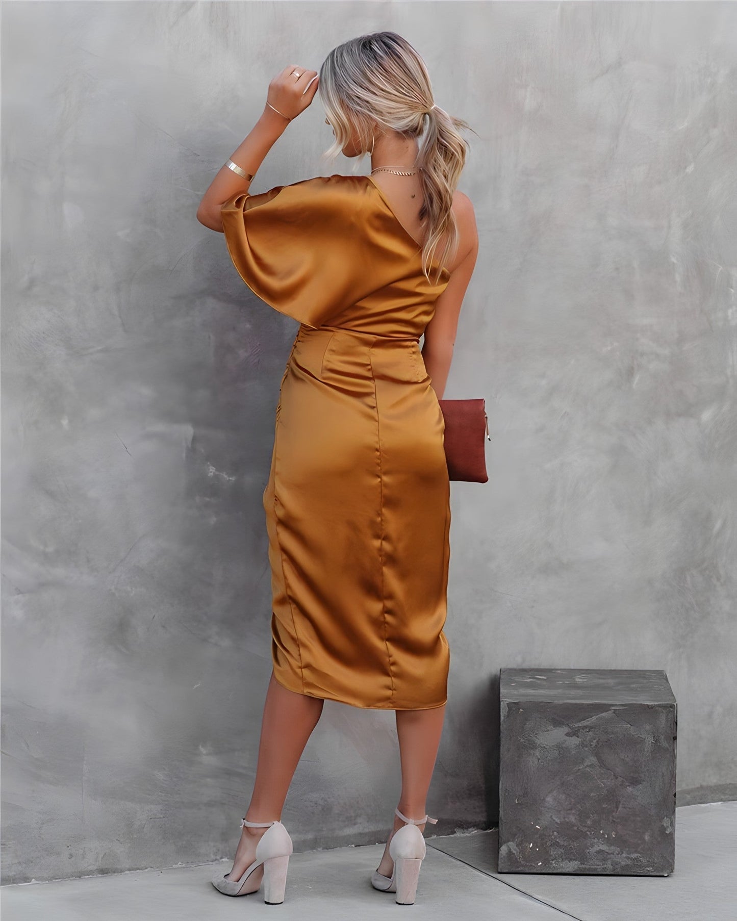 Ladies' Sophisticated Evening Dress