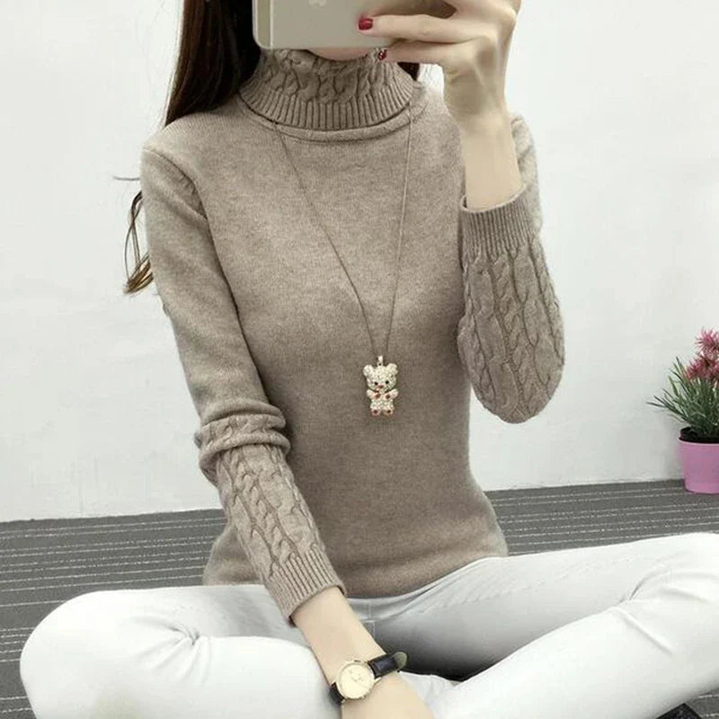 Classic Fit Crew Neck Knit Sweater