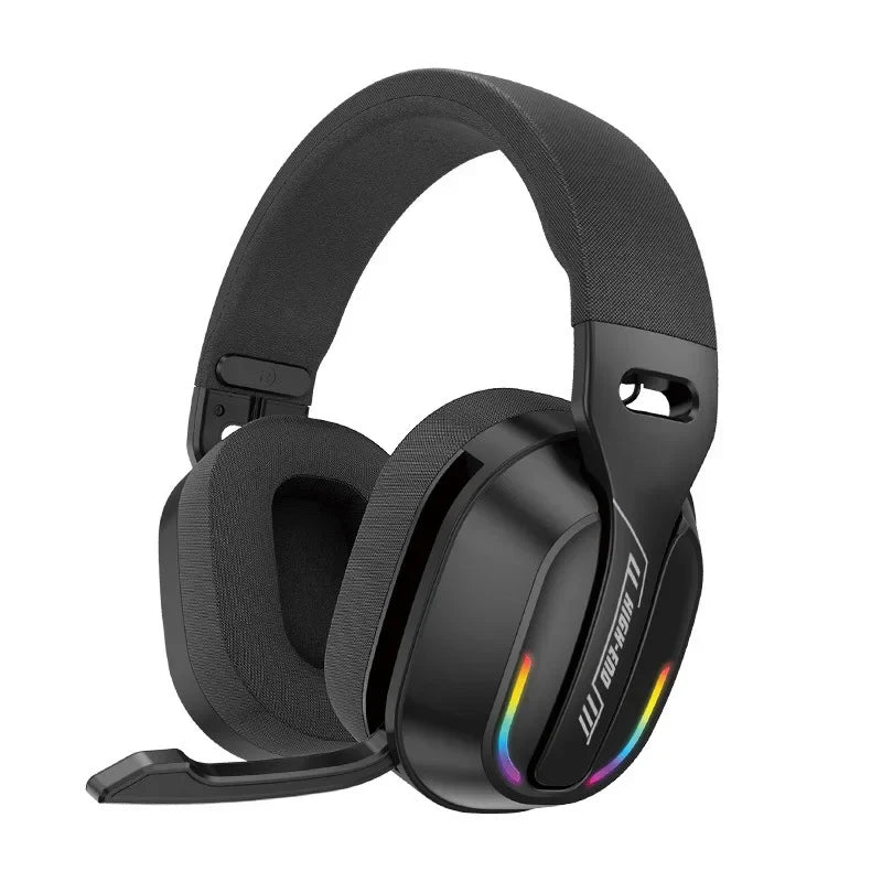 Wireless Gaming Headset with RGB Lights and Fast Connection - Luxicro