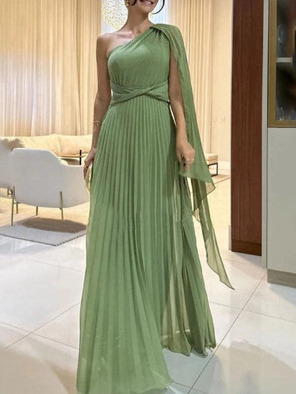 Elegant Sleeveless Long Evening Gown
