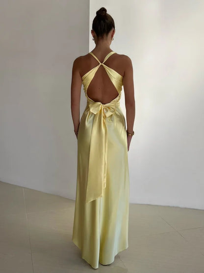 Chic Strapless V-Neck Formal Gown