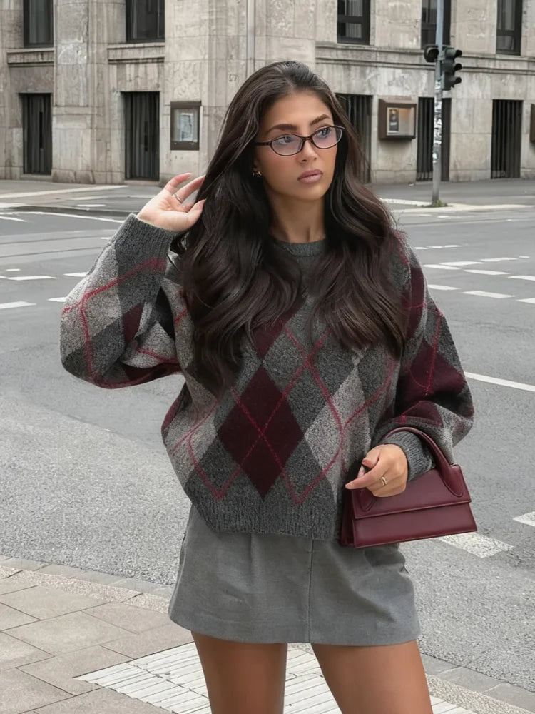 Classic Pattern Crew Neck Sweater - Vossary