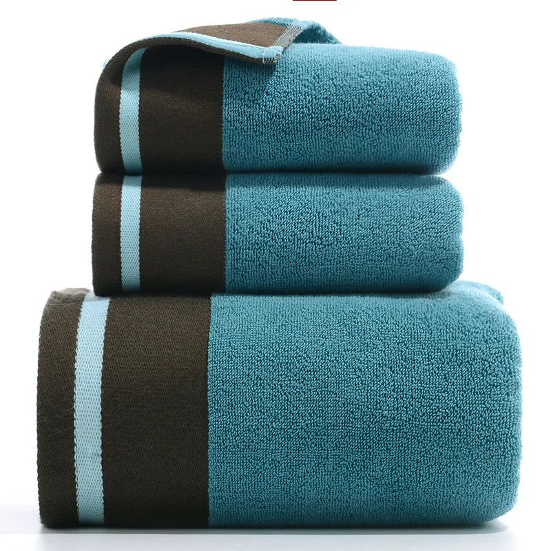 Contemporary Cotton Bath Towel Set With Plush Texture