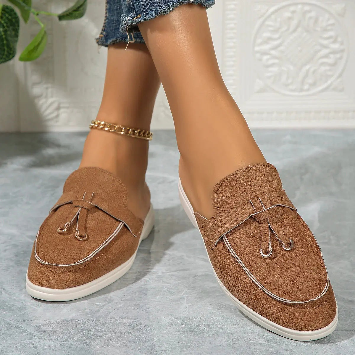 Easy Fit Women's Sneakers - Soft Everyday Shoes