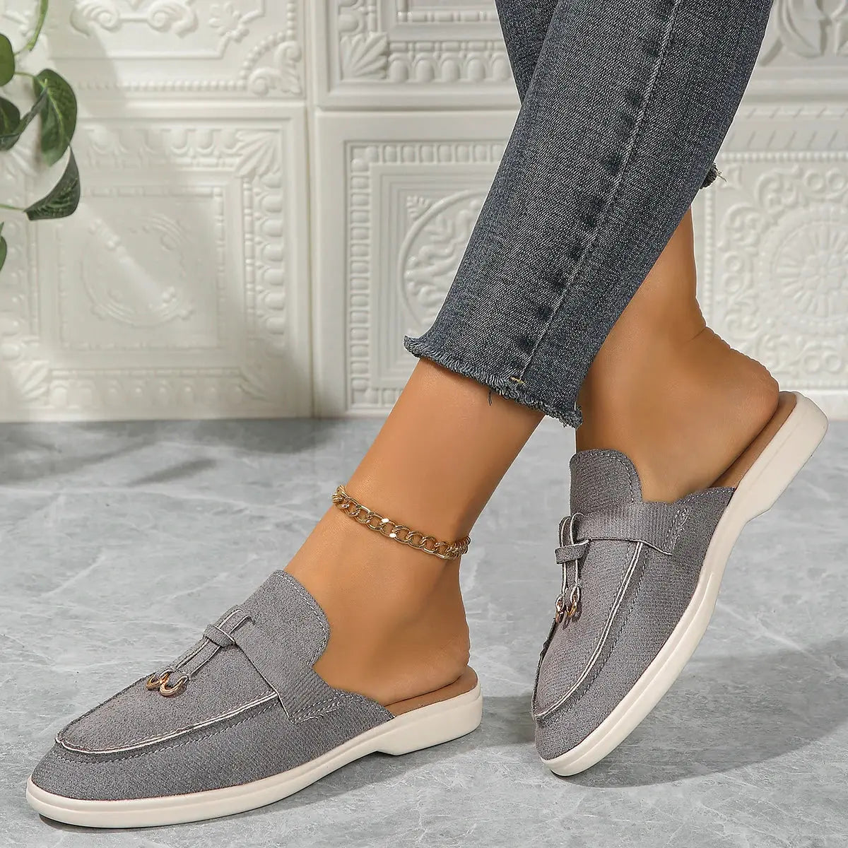Easy Fit Women's Sneakers - Soft Everyday Shoes
