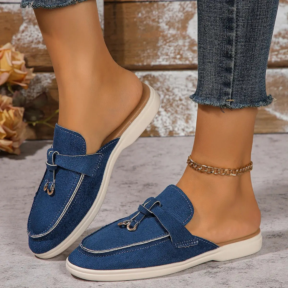 Easy Fit Women's Sneakers - Soft Everyday Shoes