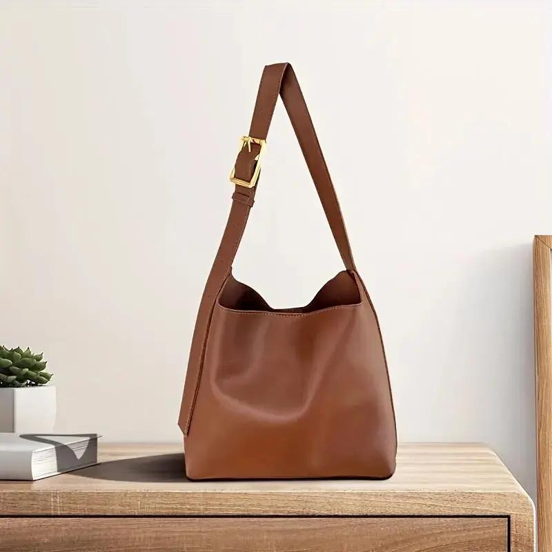 Stylish Ladies Shoulder Handbag - Vossary