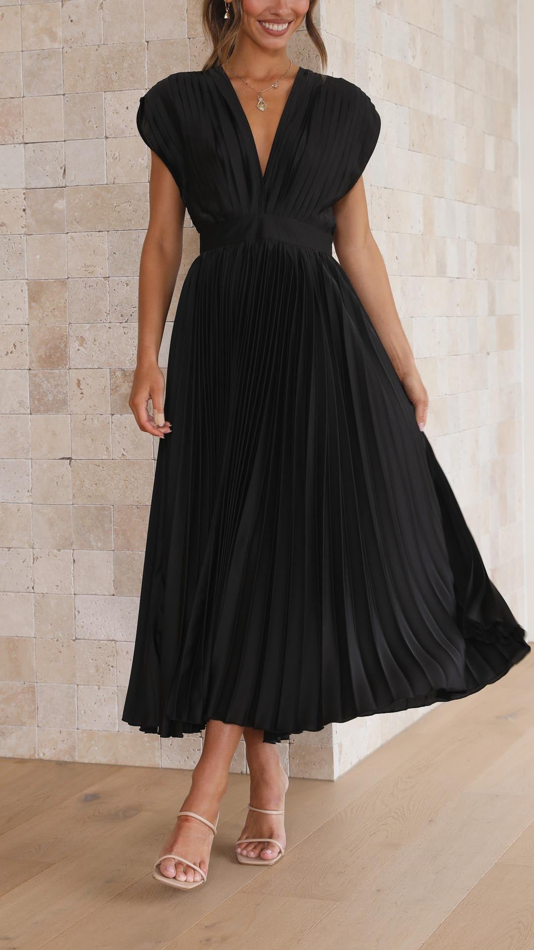Elegant Flowy Long Dress
