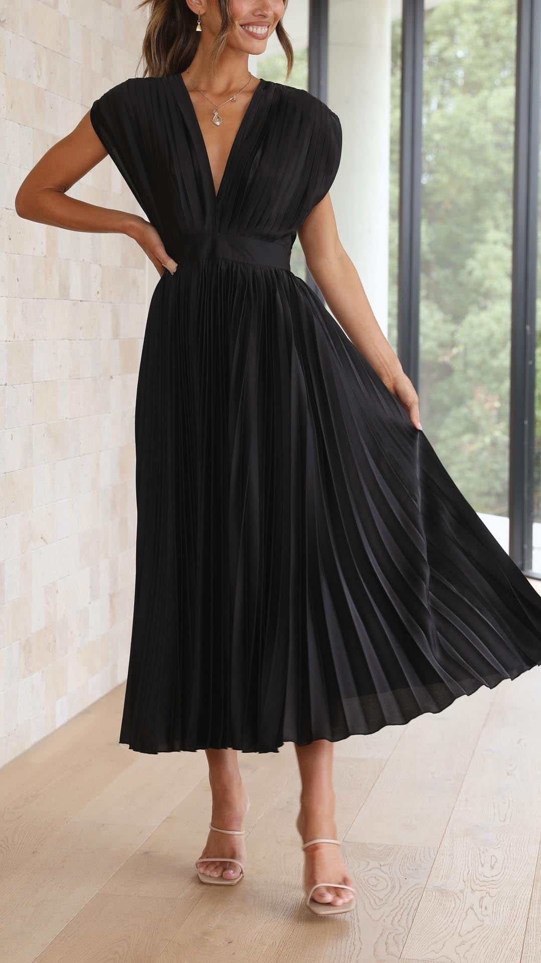 Elegant Flowy Long Dress