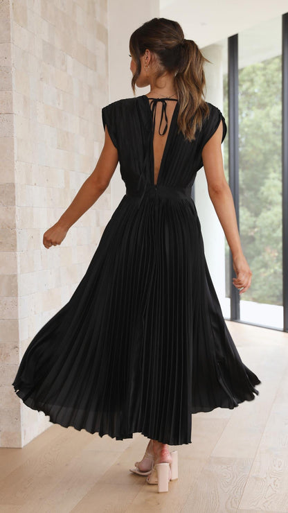 Elegant Flowy Long Dress