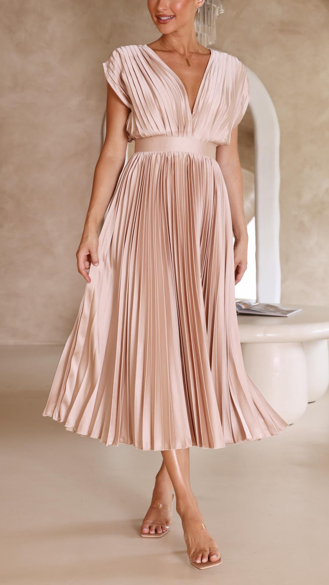 Elegant Flowy Long Dress