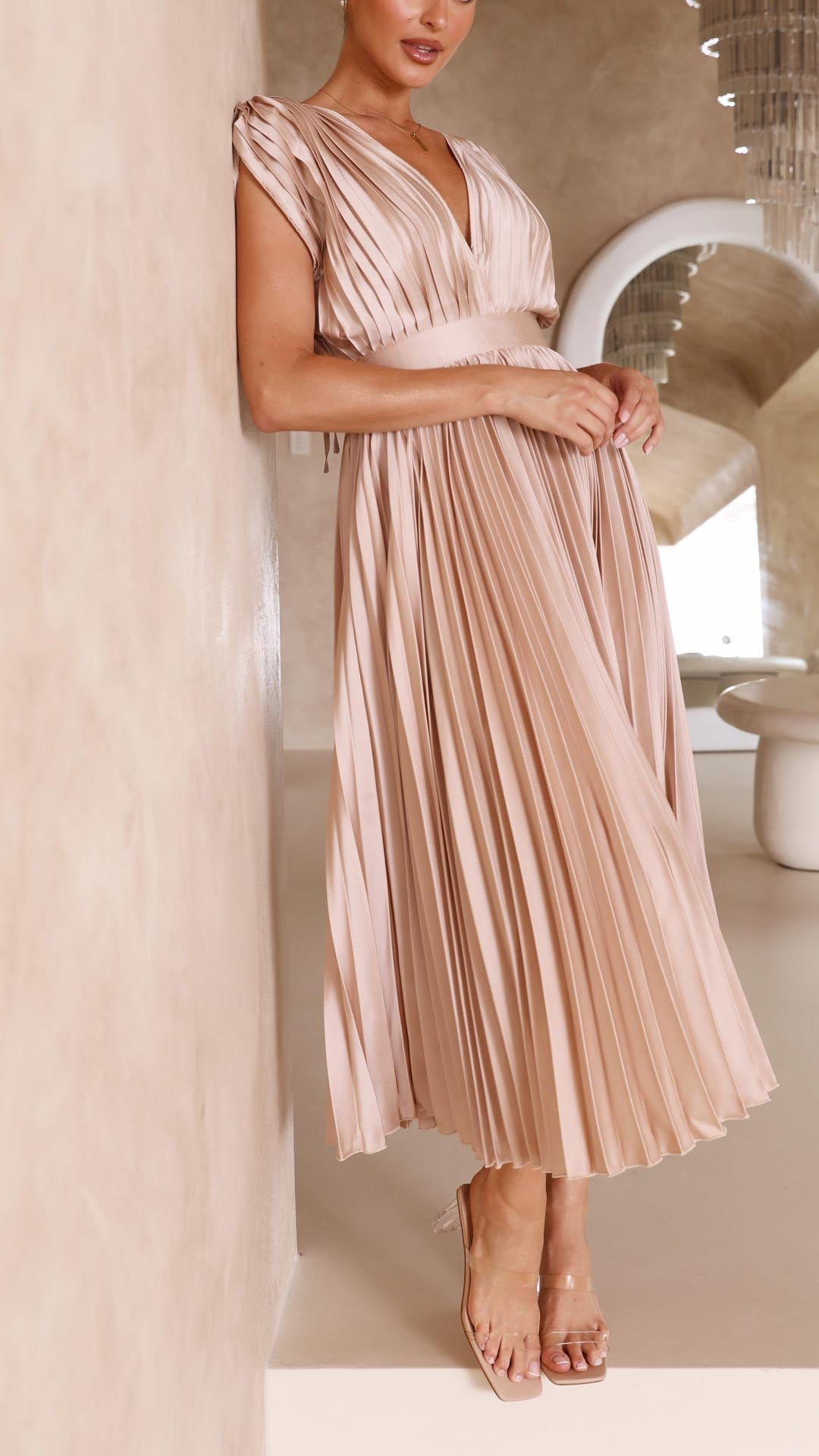 Elegant Flowy Long Dress